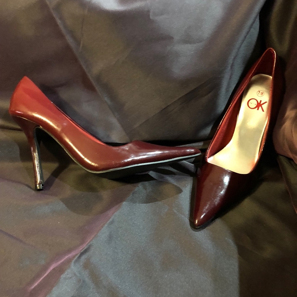 NWT Red Pointed Toe Stiletto by “It’s OK”